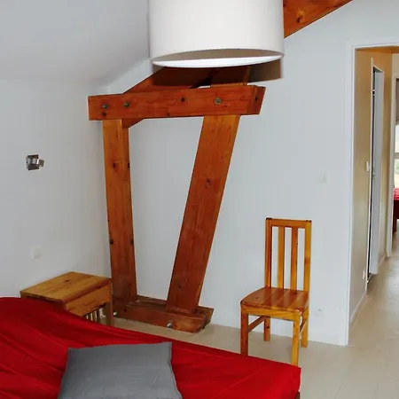 Accueillant à 70 M² Avec Jardin Privatif